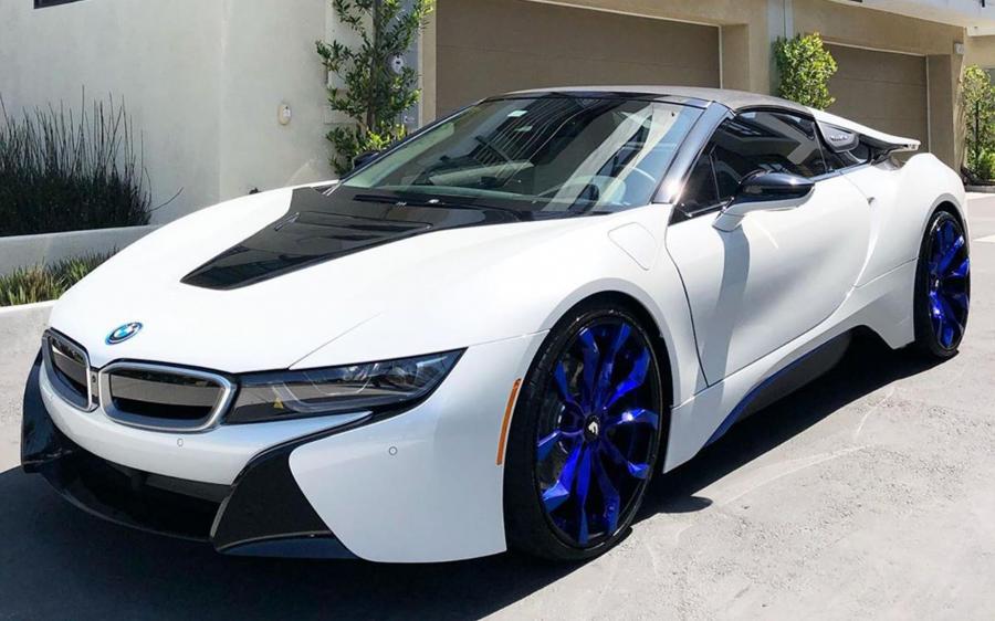 BMW i8 on Forgiato Wheels (F2.16) 2019 года